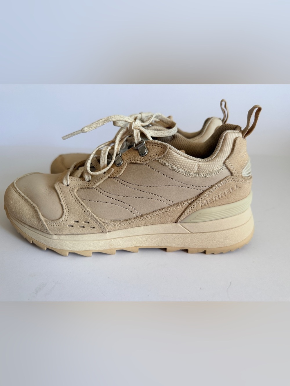 Merrell Women Tan Lace-Up Trail Sneakers